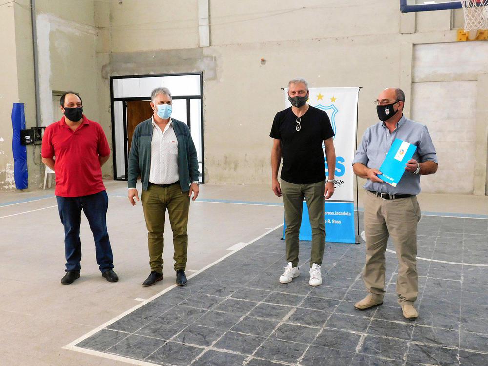 120091755_3697345070290017_2210616580732267615_o