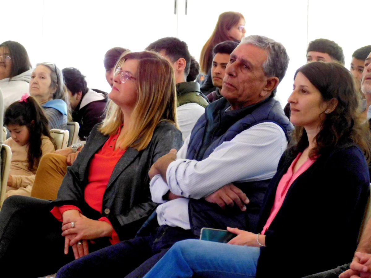 393668483_719213713567863_7787191950375019714_n (1)