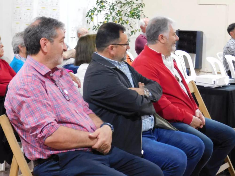 307198560_460392446116659_8683149601276273605_n