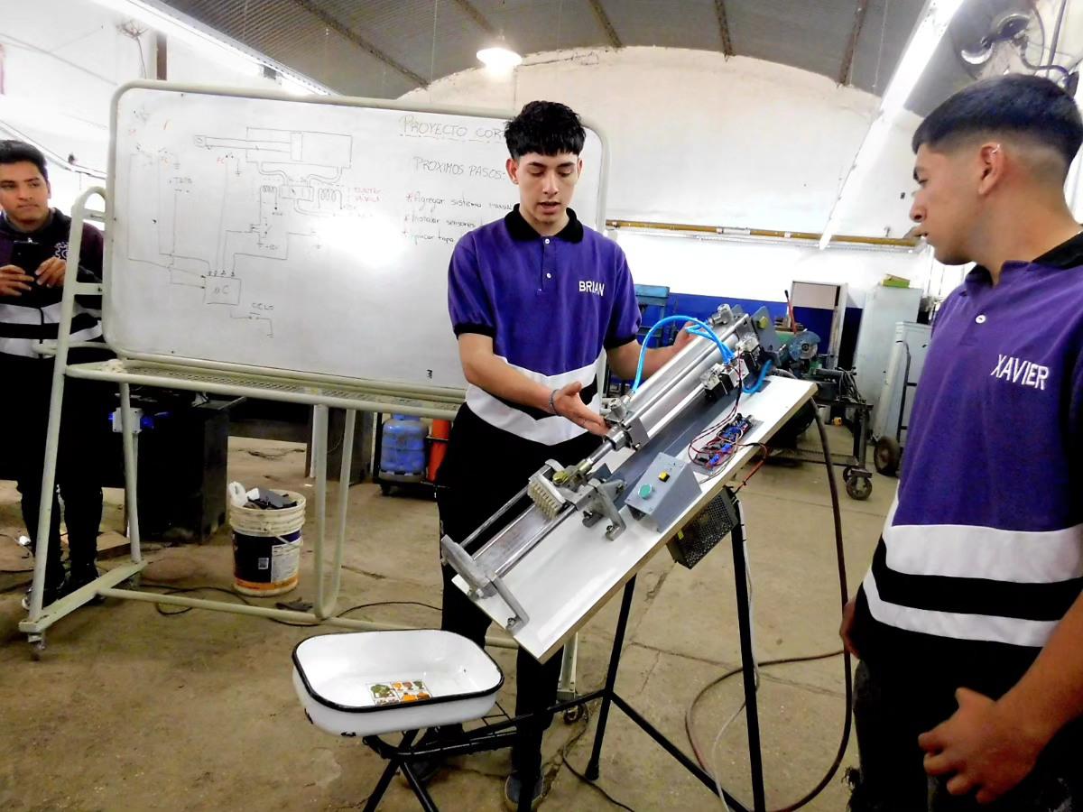 394241856_719213720234529_8310488595158779916_n (1)