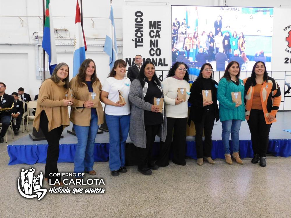 d414d9c3-a4b3-4b3a-98a2-8da98c85d53b